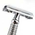 Twist-to-Open Butterfly Razor – stainless steel safety razor - close-up